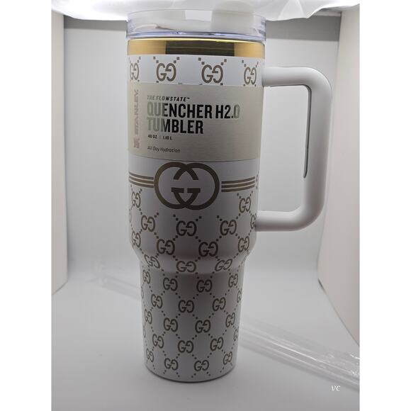 Gucci x Stanley 40oz Quencher H2.0 Tumbler White/Gold with Straw–Limited Edition - Picture 5 of 7